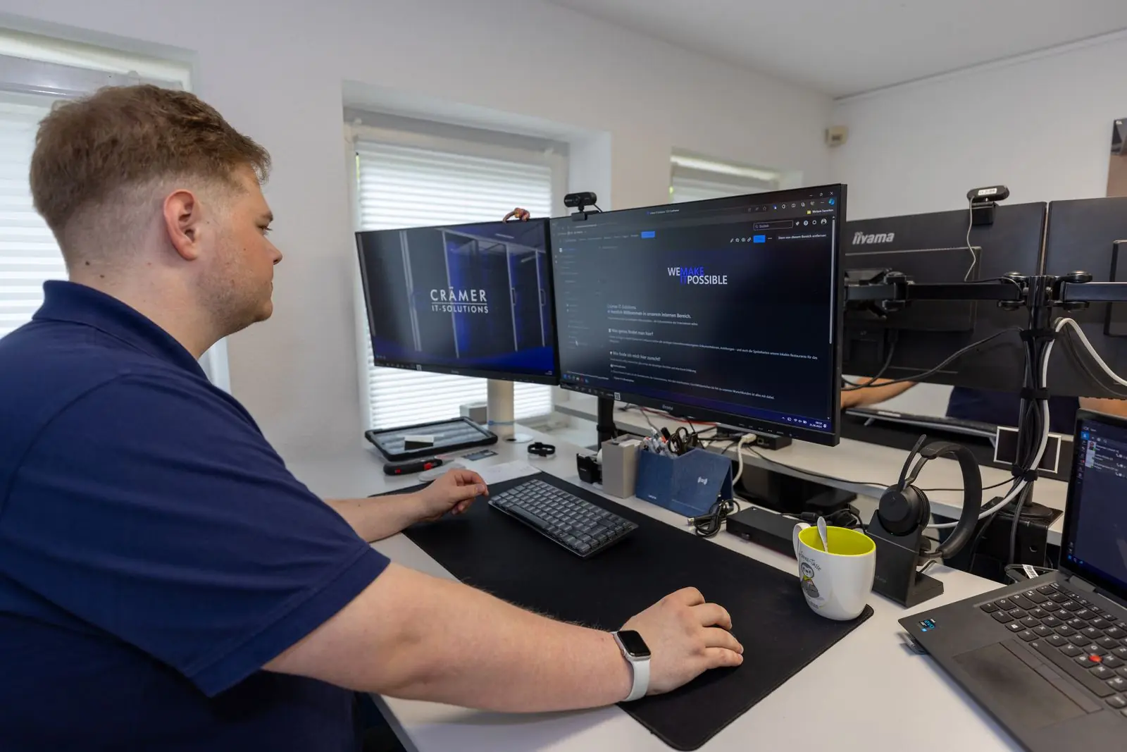 Moderner Arbeitsplatz mit Microsoft 365